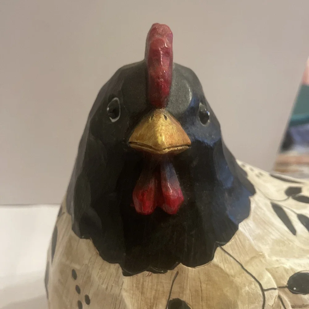 Large Decorative Round Black And White Chicken‎ Hen Great Details